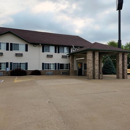 Eagle Ridge Inn Le Claire Extérieur photo